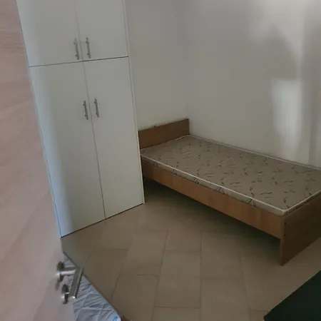 Klara & Frane アパート