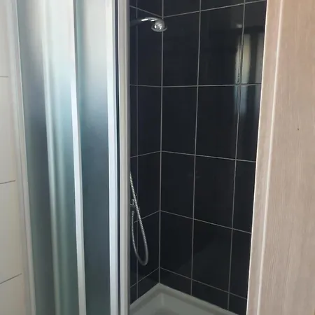 Klara & Frane 特罗吉尔